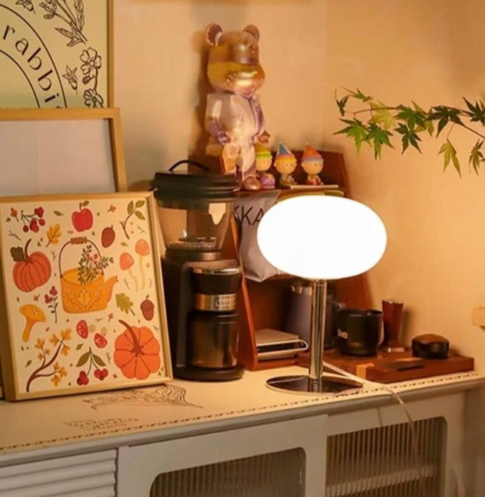 SérénitéMagique - Elegante beige Tischlampe für Ambientebeleuchtung Karnz