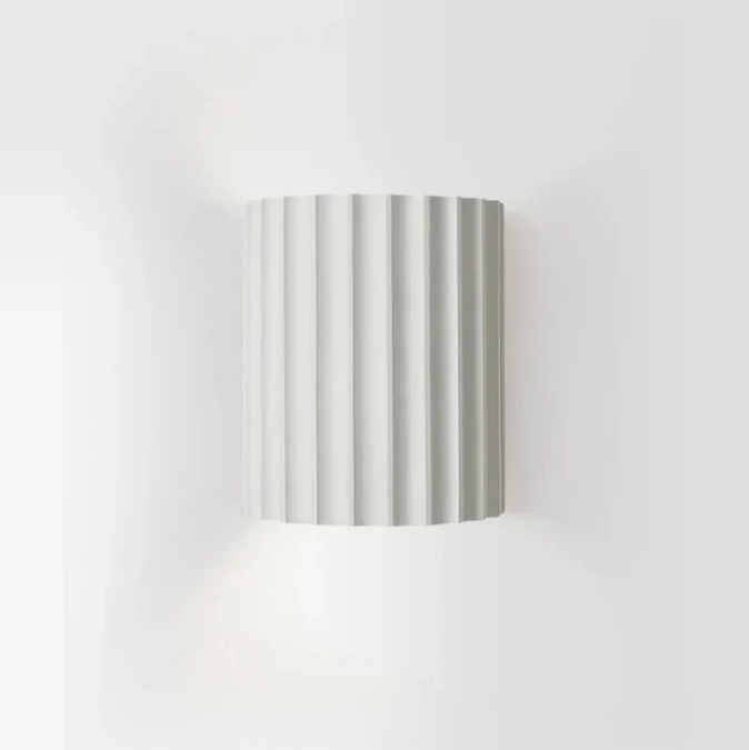 Sandsberg | Zeitgemäße Wandlampe aus Harz