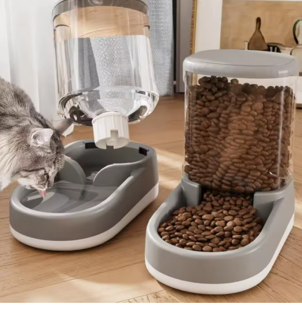 PawFill Futter- & Wasserspender Set automatisch | Karnz