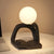 Aura Sculpt Lampe - Moderne Tischlampe mit abstraktem Design | Karnz