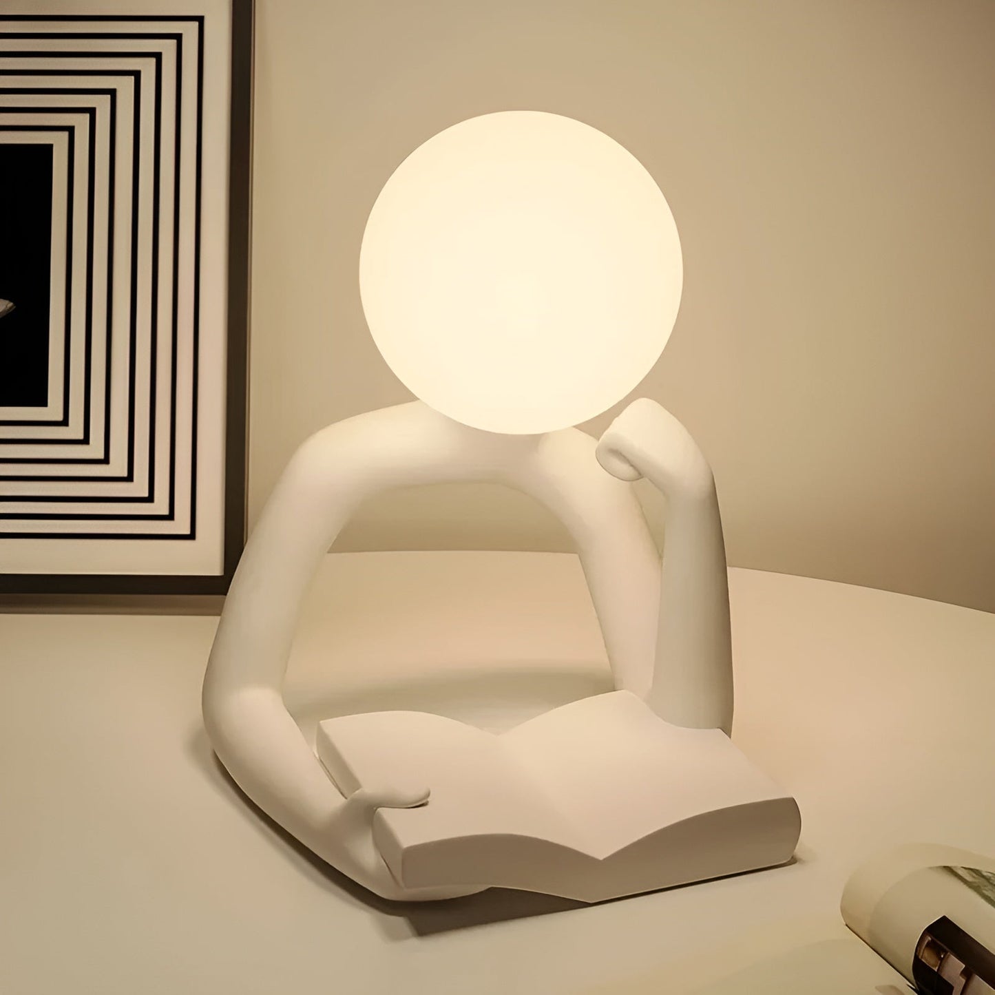 Aura Sculpt Lampe - Moderne Tischlampe mit abstraktem Design | Karnz