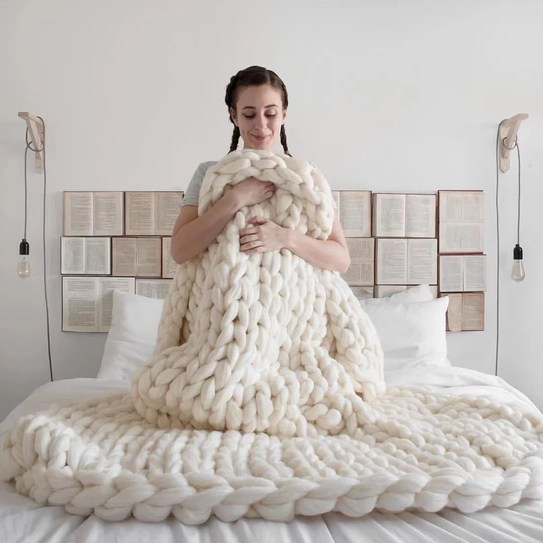 Grobstrickdecke – Kuschelige Wolldecke für jedes Zimmer – Weich und warm – Perfekt für Sofa und Bett