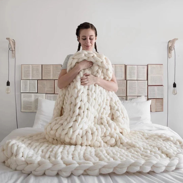 Grobstrickdecke – Kuschelige Wolldecke für jedes Zimmer – Weich und warm – Perfekt für Sofa und Bett