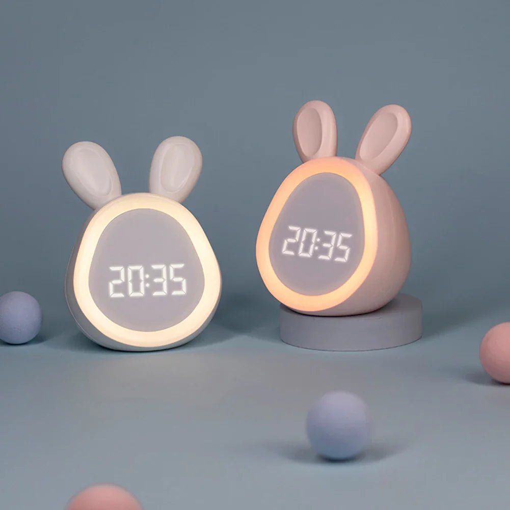 Kaninchenförmige Kinder-Wecker mit LED-Nachtlicht - BunniGlow | Karnz