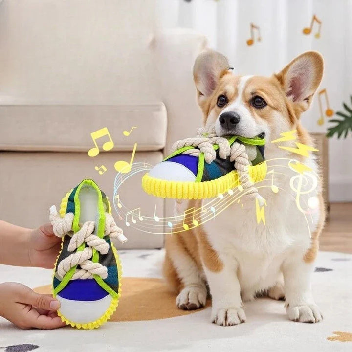 Robustes Hundespielzeug Sneaker mit Seil und Quietscherfunktion Karnz
