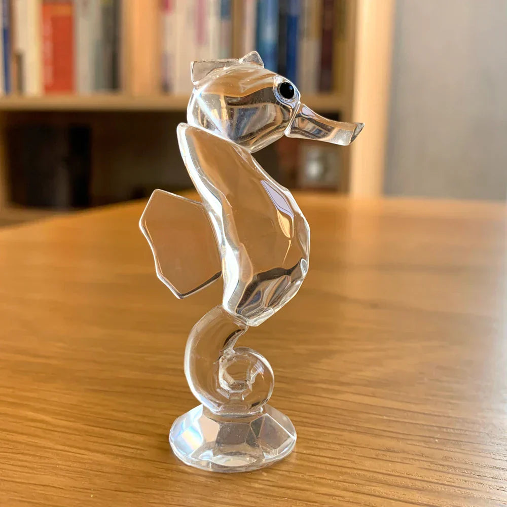 Superniedliche Tierkristallkugelfiguren