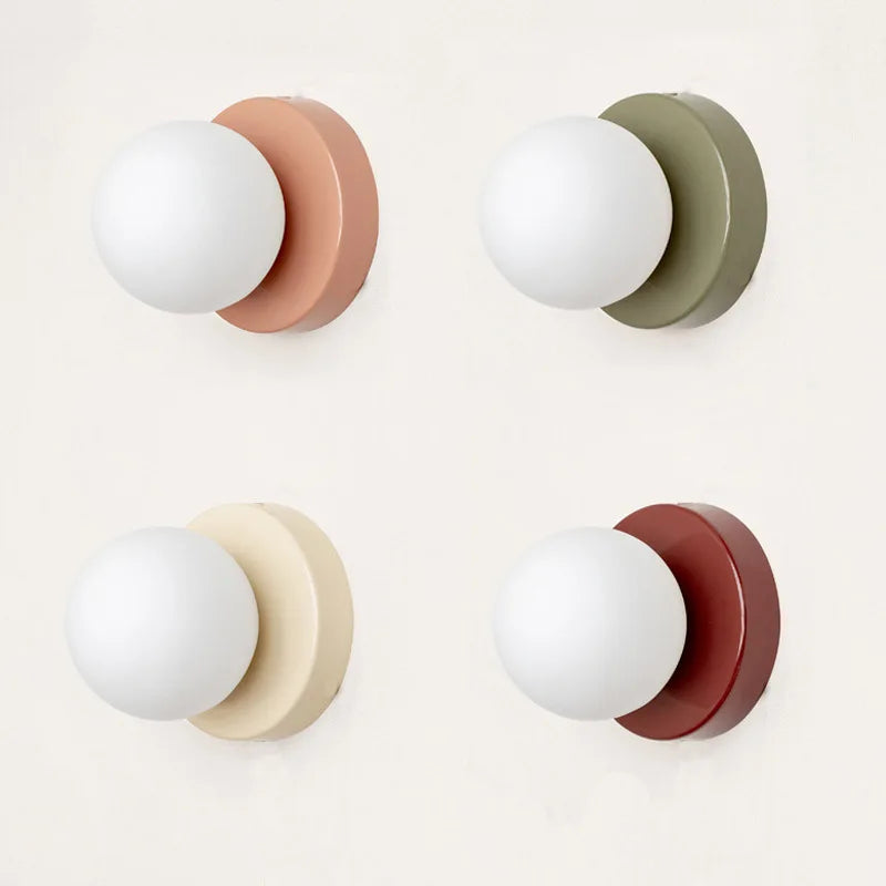LumiGlobe – Moderne Wandleuchte mit Glasblock im Mid-Century-Stil