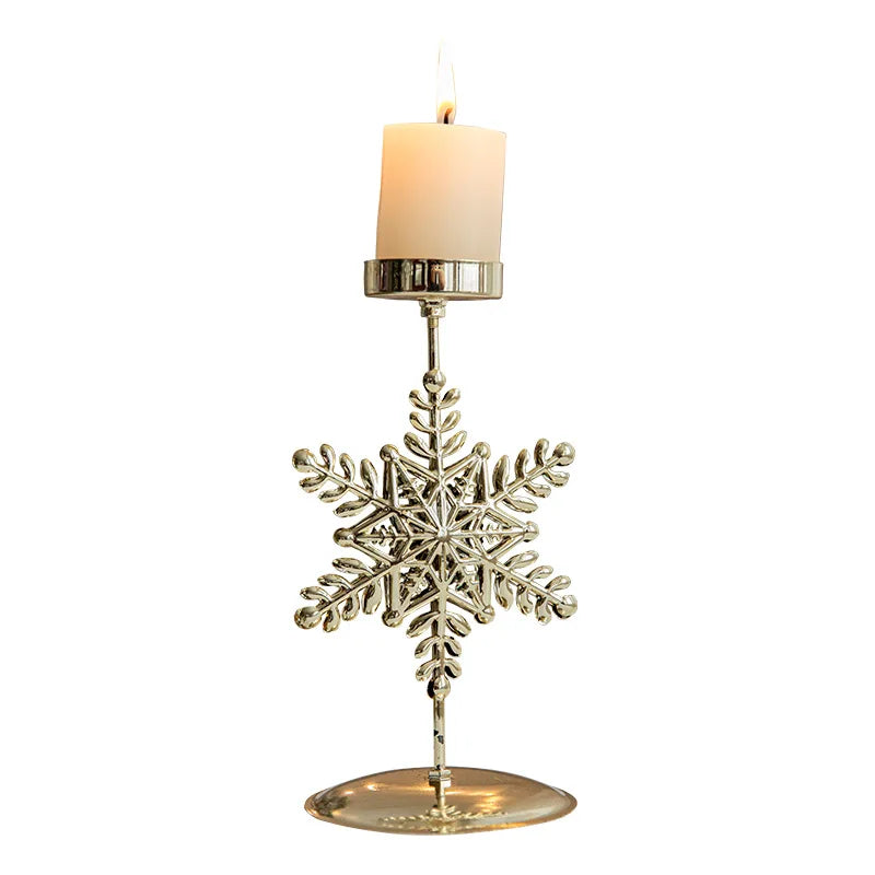 Weihnachtliche Kerzenhalter - Stern- und Tannenbaum-Design für festliche Dekoration | Karnz