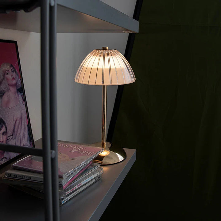 Nordische LED Tischleuchte – Dimmbar, Modernes Design für Wohnzimmer & Schlafzimmer | Karnz