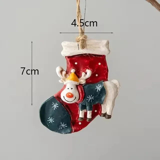 Klassische Weihnachtsdeko – Hängende Weihnachtsstrümpfe mit Elchmotiv | Karnz