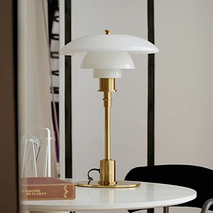 Karnz | Skandinavische Designer Tischlampe Minimalistisch