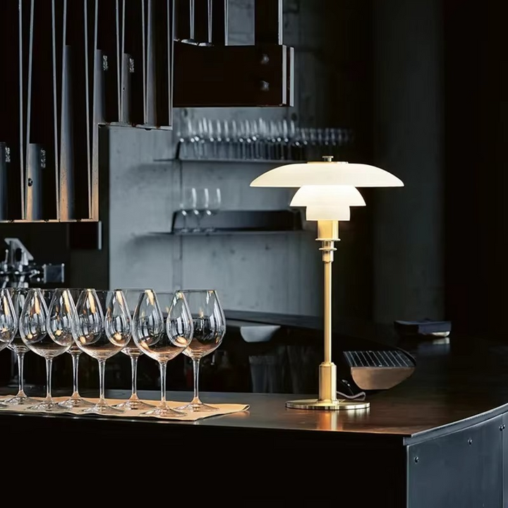 Karnz | Skandinavische Designer Tischlampe Minimalistisch