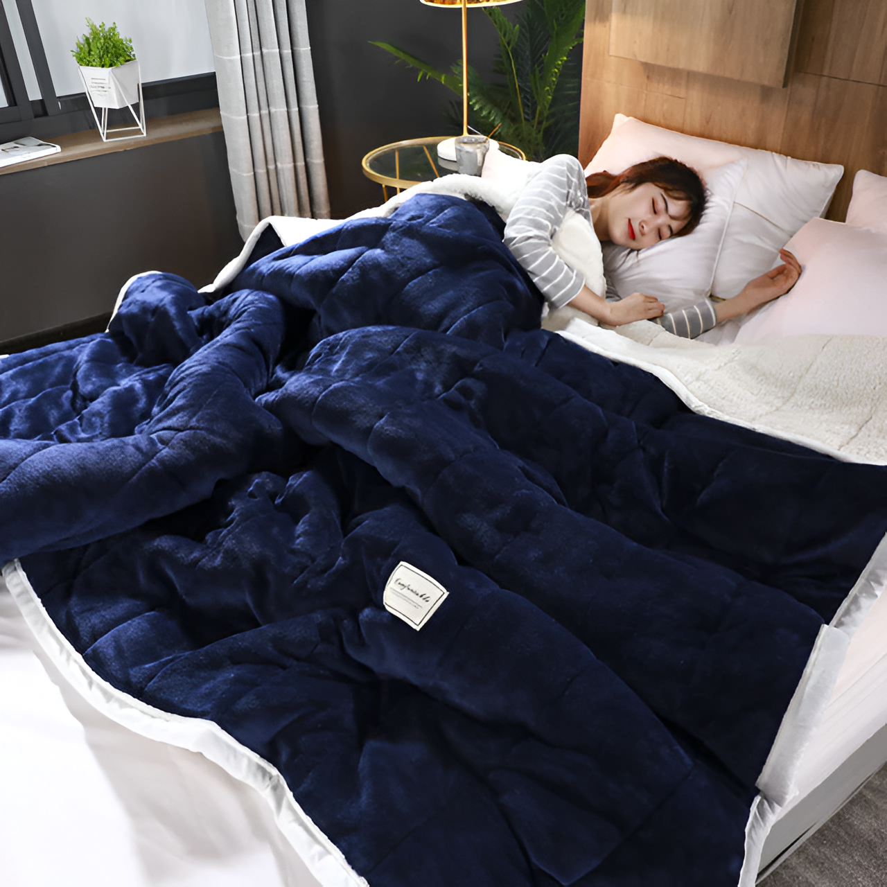 Karnz | Luxus Fleece Decke Super Weich Warm und Gemütlich Hochwertige Materialien