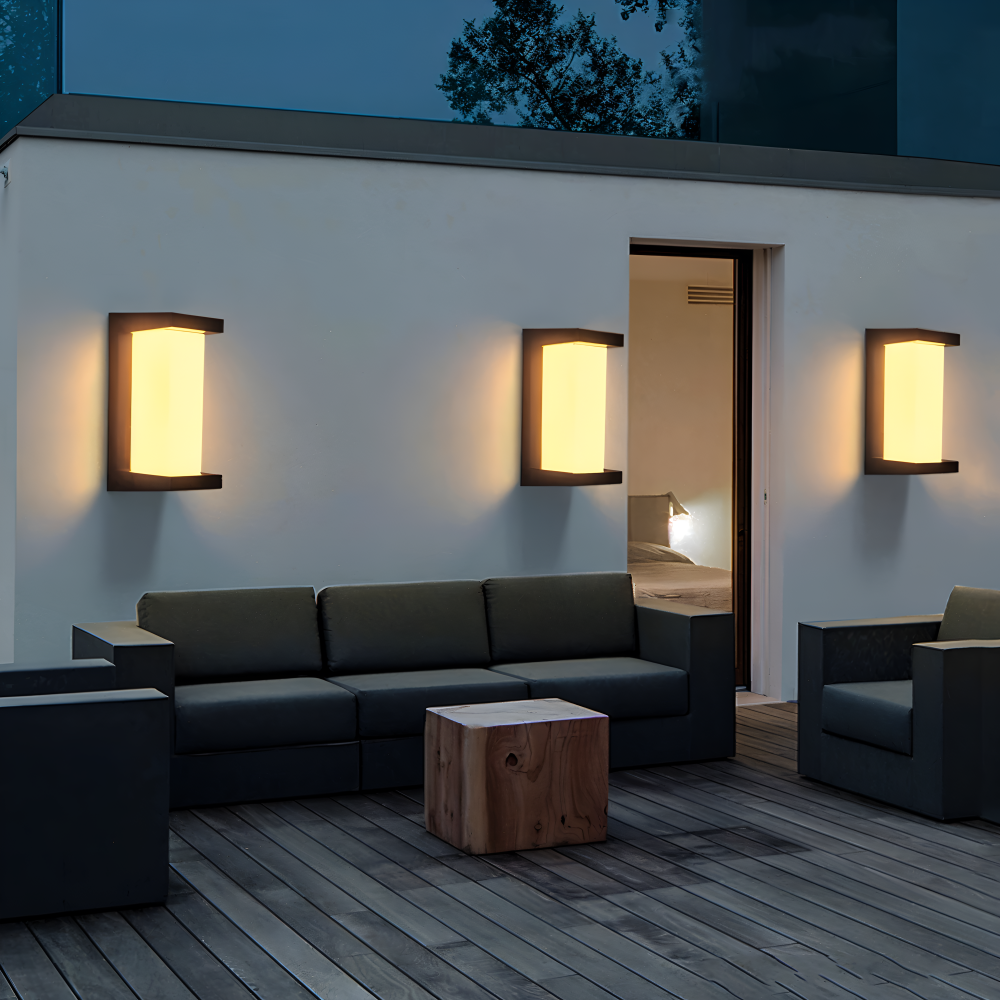 Smart Outdoor Wall Lamp mit Bewegungsmelder – LED-Beleuchtung für Sicherheit und Atmosphäre | Karnz