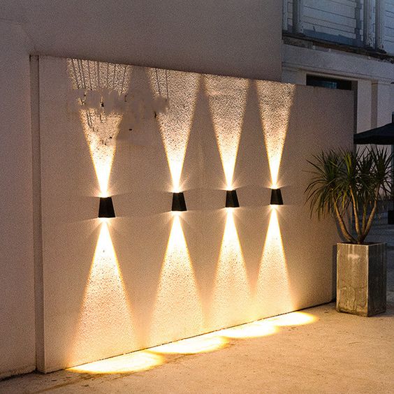 NovaLicht Solar Wandleuchte mit automatischer LED-Außenbeleuchtung | Karnz