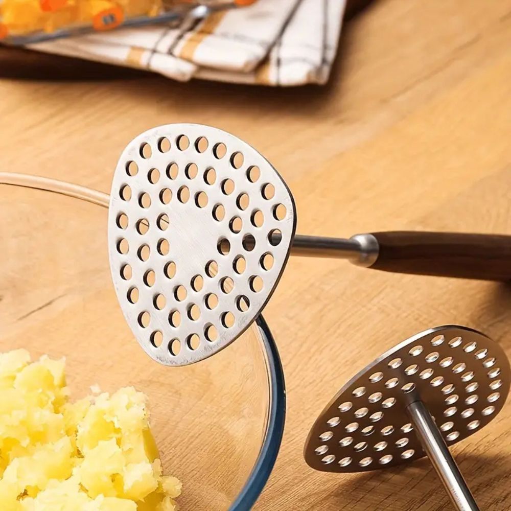 PureGrip Kartoffelstampfer Edelstahl 304 mit Holzgriff | Karnz