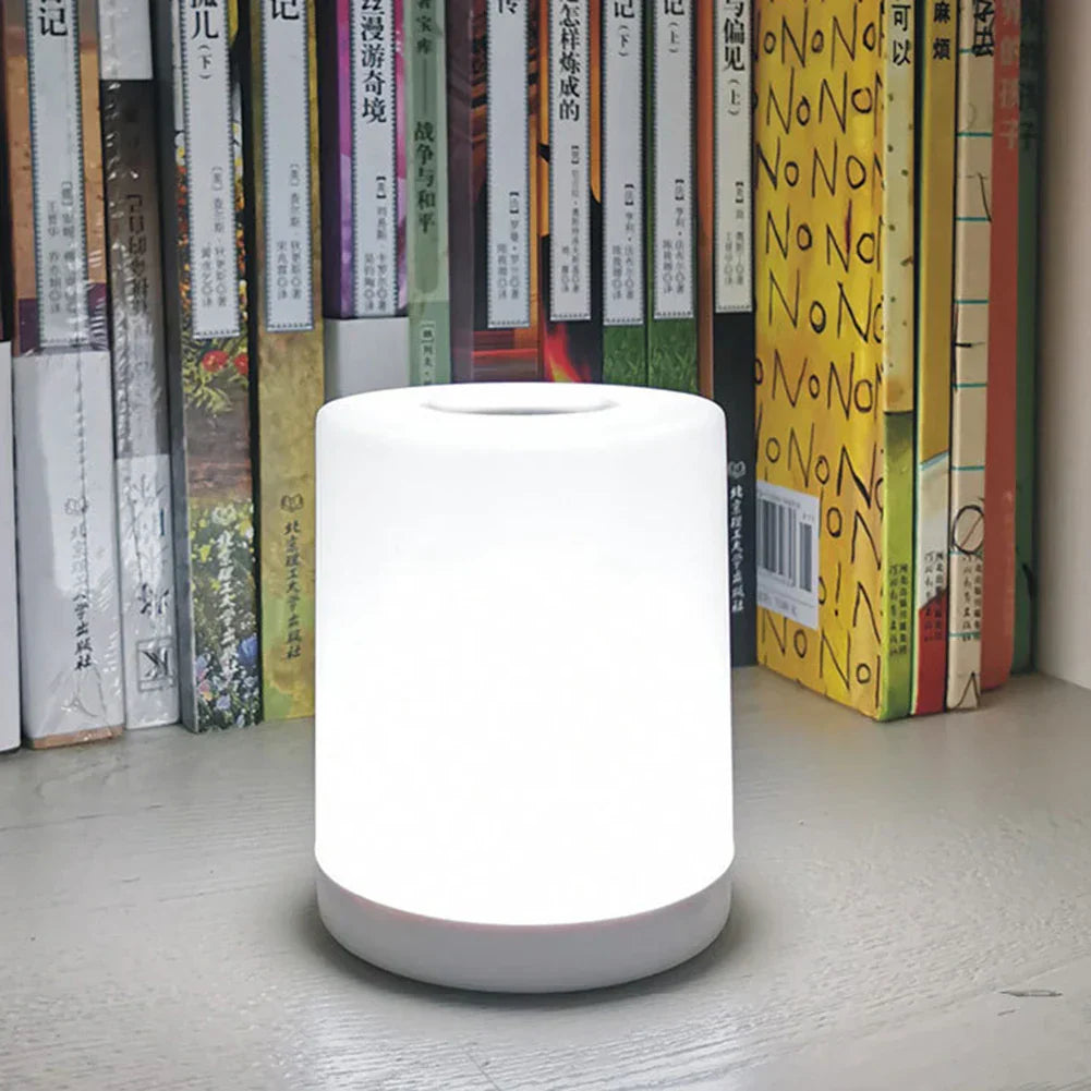 Dimmable LED Tischlampe mit USB-Anschluss - GlowEase | Karnz