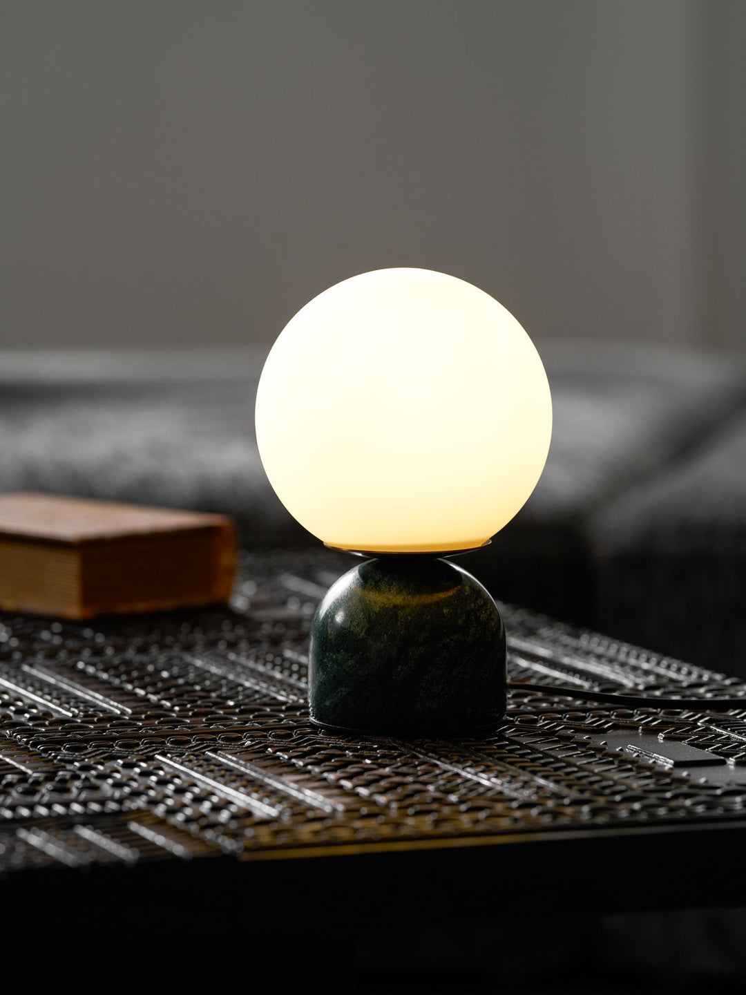Marmor Orb Tischlampe | Karnz
