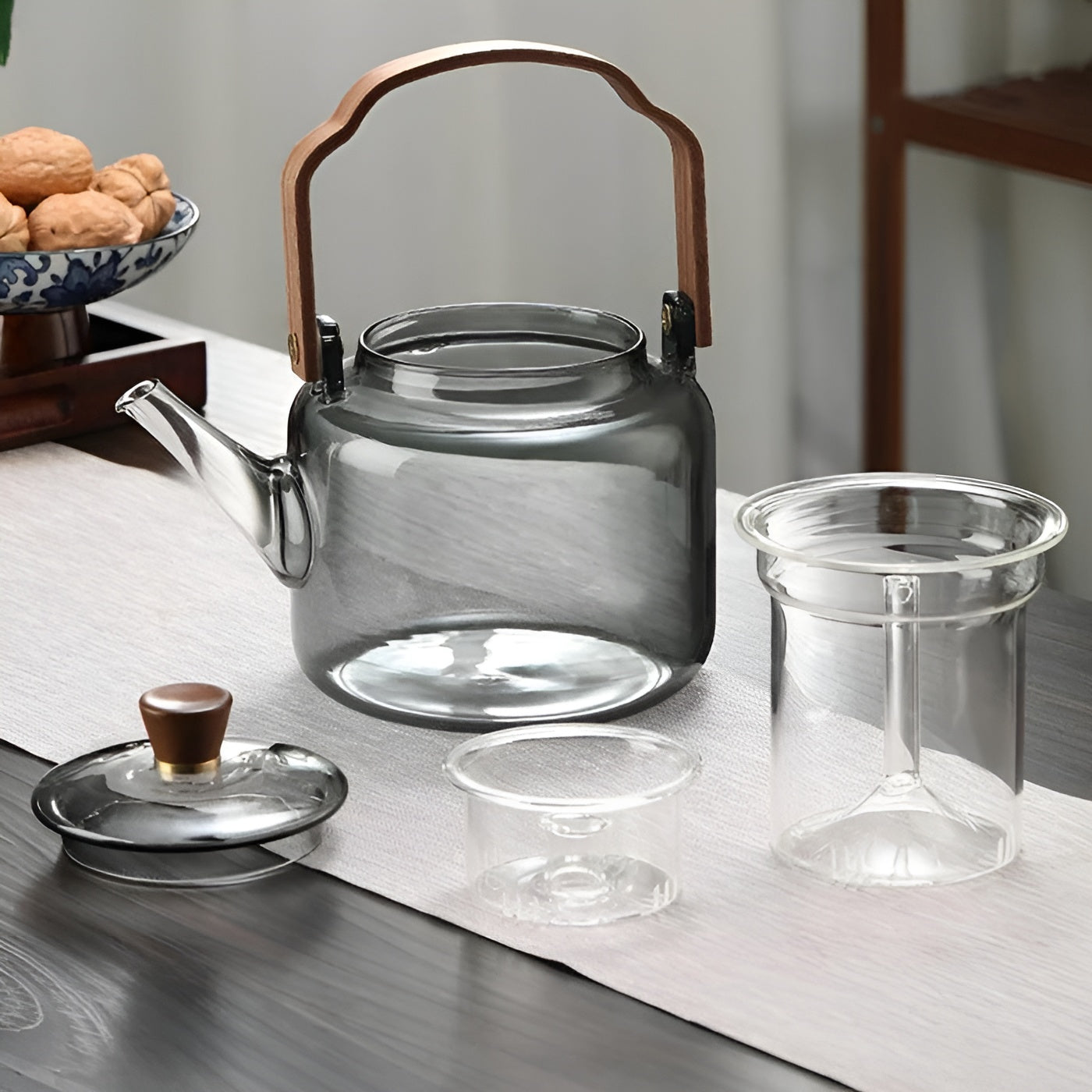 Glas Teekanne mit Holzdeckel und Sieb – Elegantes Design | 1,2 L Rauchglas für stilvollen Teegenuss | Karnz