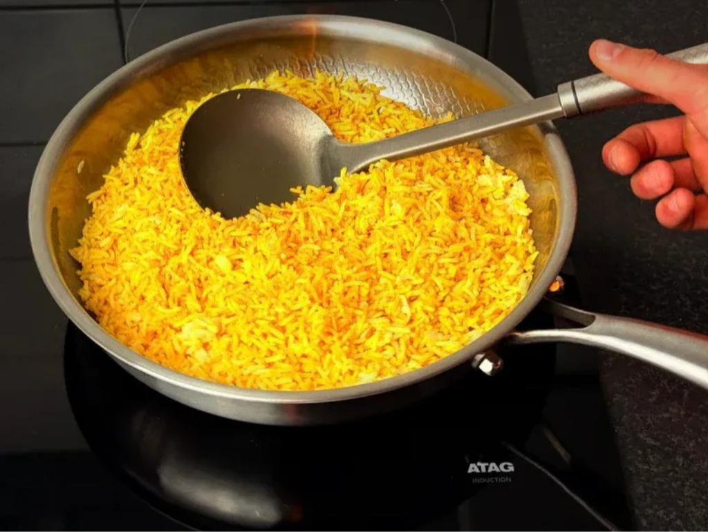 Sandsberg | Titan Premium Bratpfanne – Unbeschichtete gehämmerte Titanpfanne für alle Kochfelder, einschließlich Induktion
