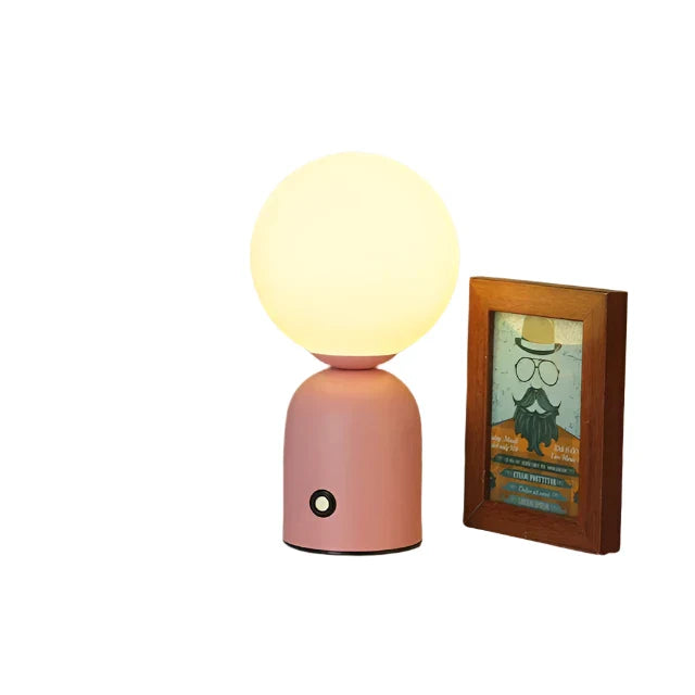 Wiederaufladbare LED Tischlaterne – Tragbare kabellose Lampe für Innen & Außen | Karnz