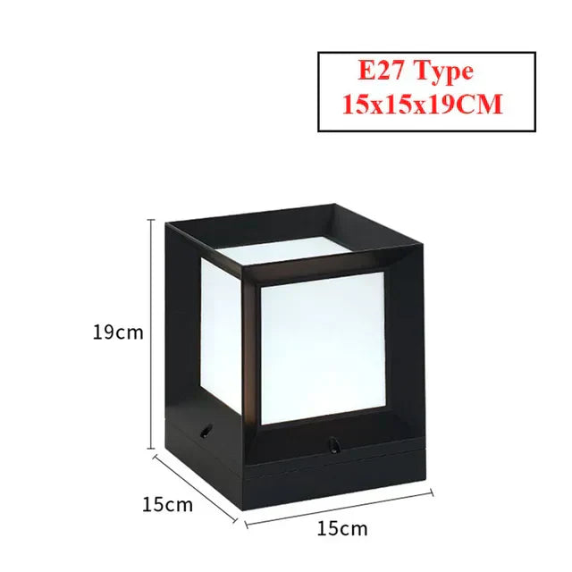 Outdoor Stehlampe für Tore und Einfahrten - Moderne Beleuchtung mit LED | Karnz