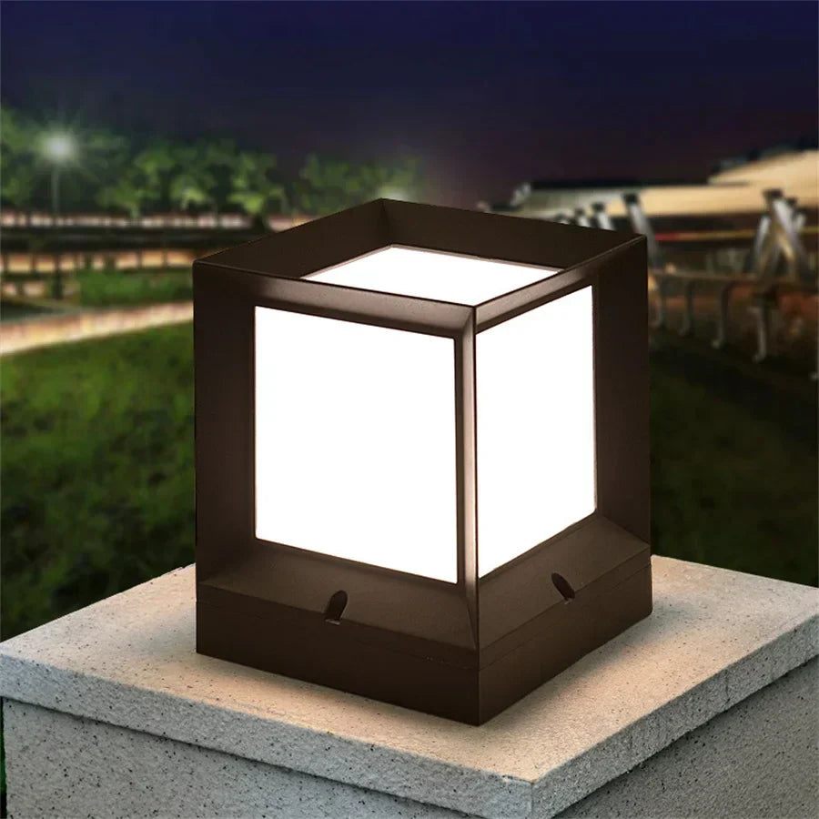 Outdoor Stehlampe für Tore und Einfahrten - Moderne Beleuchtung mit LED | Karnz