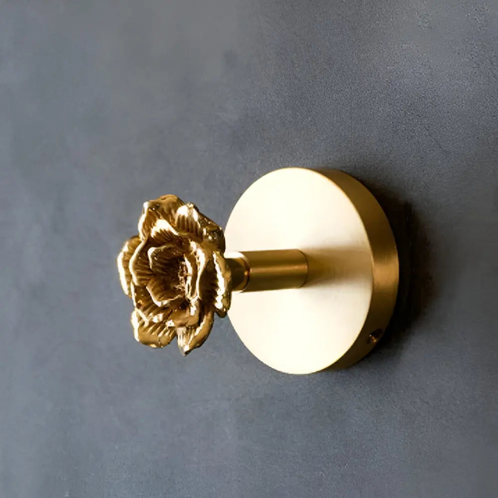 GlintAura — Verwandelt jede Wand in ein strahlendes Stil-Statement voller Charme und Eleganz | Karnz