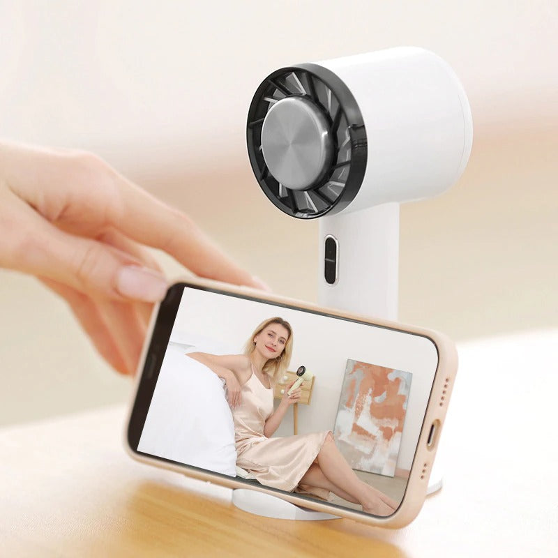 CoolBreeze Mini – Tragbarer Klimaanlagenventilator mit wiederaufladbarem Akku