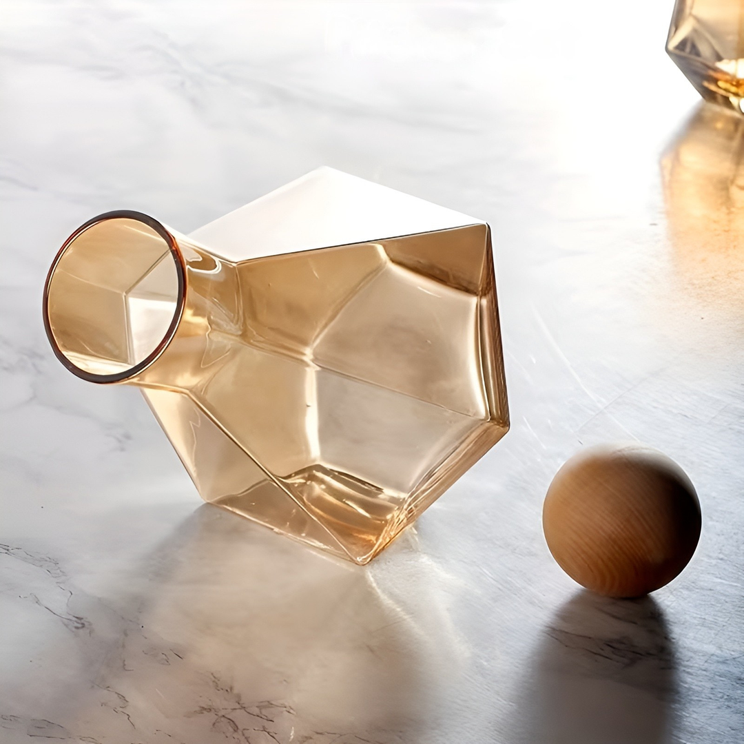 Diamantglas-Karaffenset mit 4 Gläsern – modern und dekorativ | 5-teiliges Set mit Deckeln für Wasser, Saft und Wein | Karnz