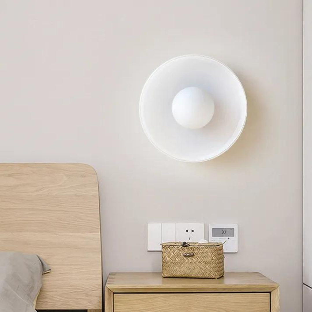 Runde Deckenlampe mit stilvoller Funktionalität - LumiSphere | Karnz