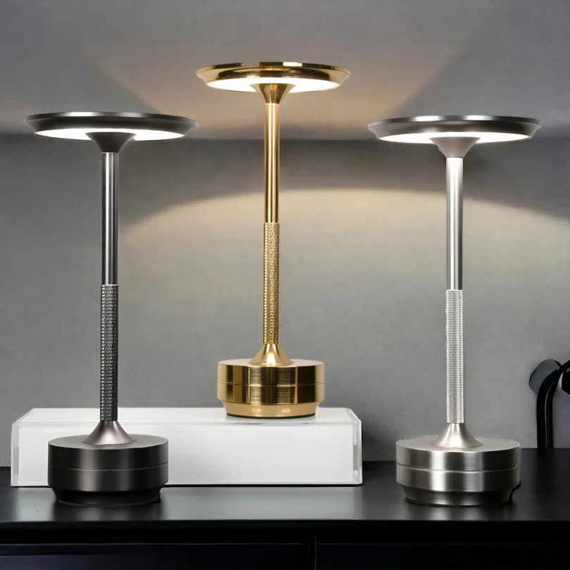 Stimmungsvolle Luxus Tischlampe - LumoVibe | Karnz