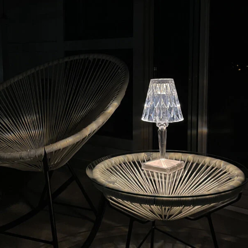 Chic Tischlampe mit Kristall-Design - CrystalLuxe | Karnz