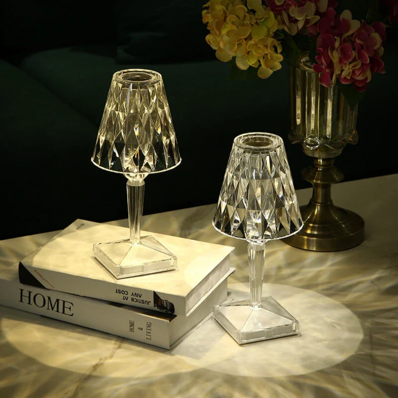 Chic Tischlampe mit Kristall-Design - CrystalLuxe | Karnz