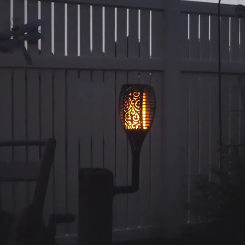 Gartenfackeln LED Beleuchtung - SolarFlame | Karnz
