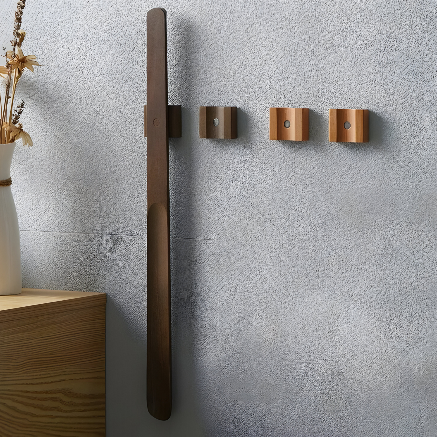 Langer Holzschuhanzieher mit Magnet und Wandhalter 55 cm | Karnz