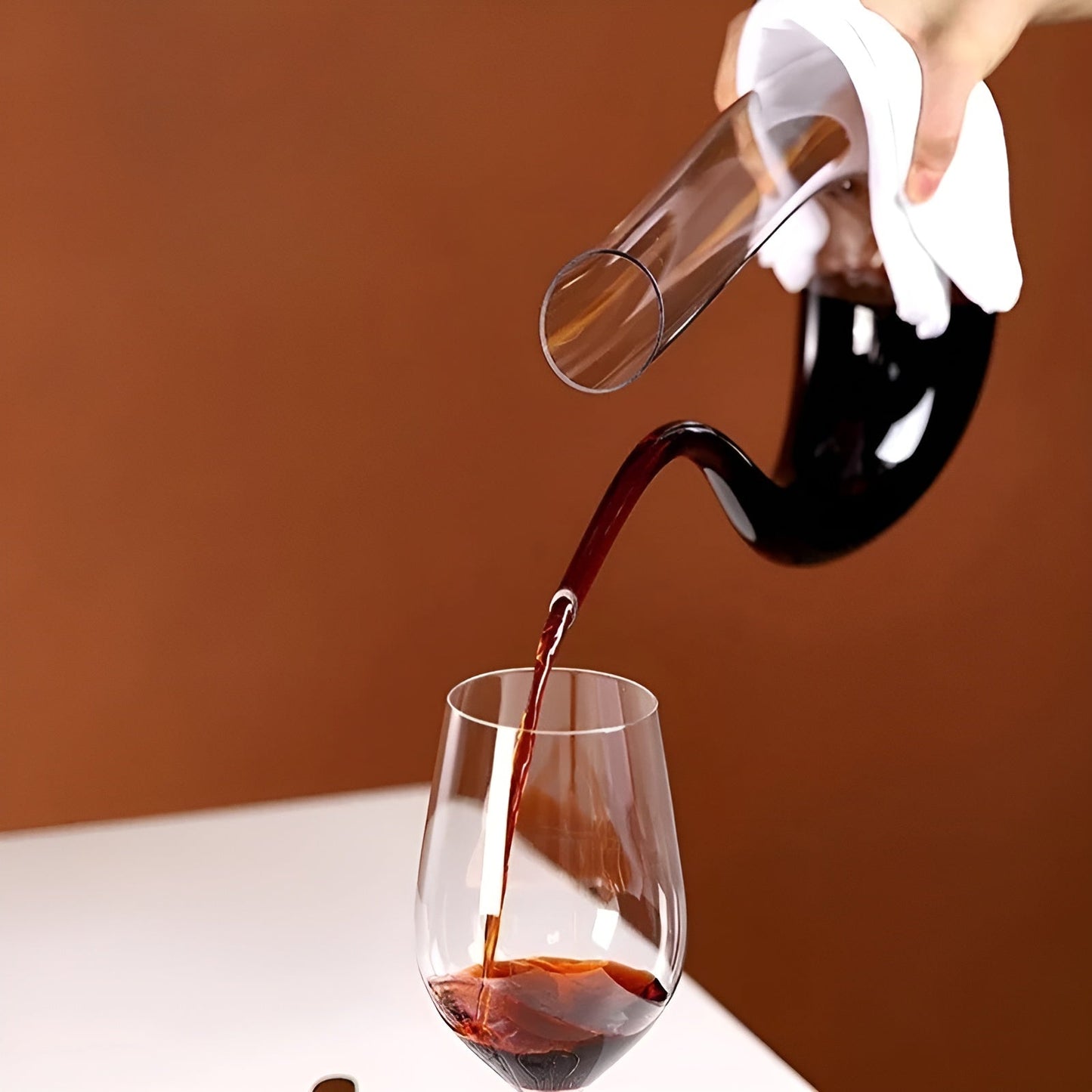 Weindekanter mit Belüfter - handgeKarnzasen und stilvoll - 1500 ml für Bar und Zuhause - Karnzeifreies Glas | Karnz
