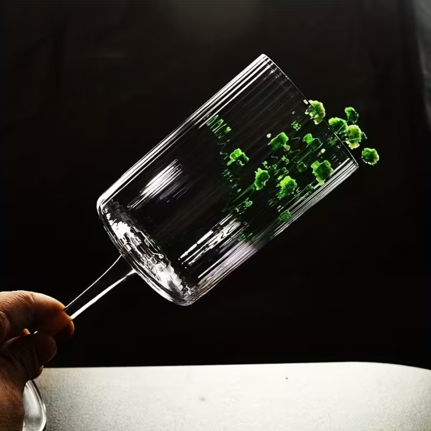 Kristallglas mit Vintage-Rillen – Transparent & Dekorativ | Elegantes Glas für den Alltag und die Tischkultur | Karnz