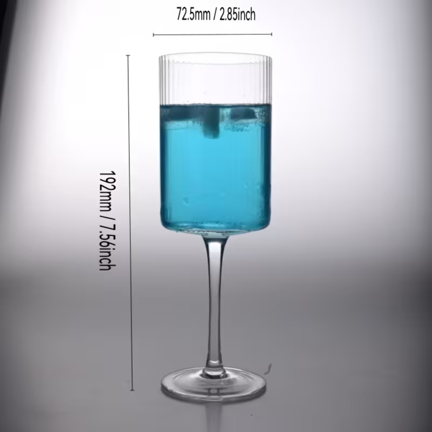Kristallglas mit Vintage-Rillen – Transparent & Dekorativ | Elegantes Glas für den Alltag und die Tischkultur | Karnz
