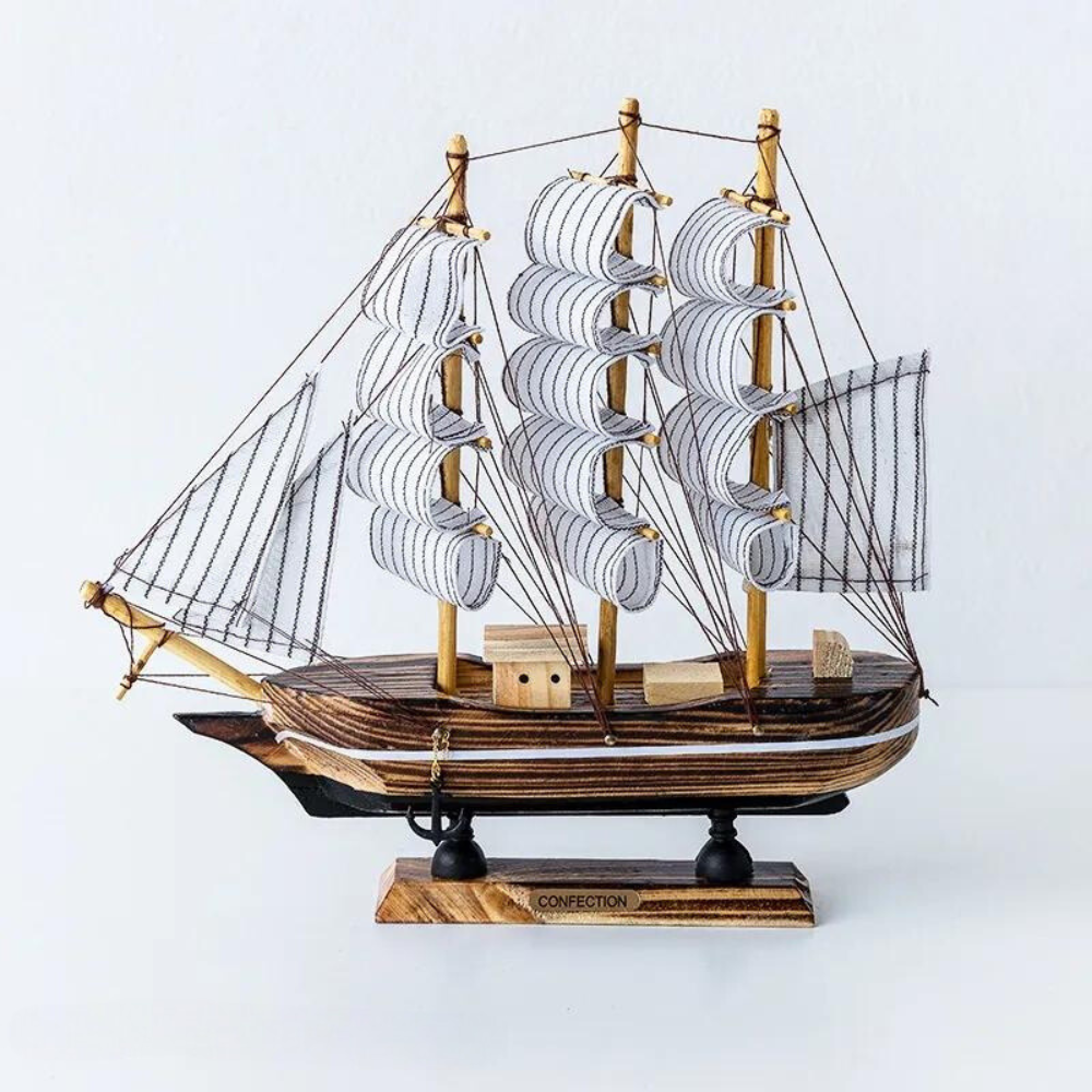 Karnz | Royaleva Nordic Holz Segelboot Skulptur - LED beleuchtetes Dekorstück, batteriebetrieben