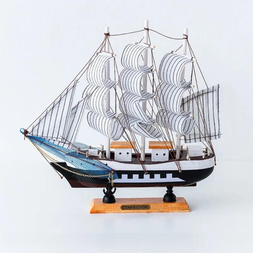 Karnz | Royaleva Nordic Holz Segelboot Skulptur - LED beleuchtetes Dekorstück, batteriebetrieben