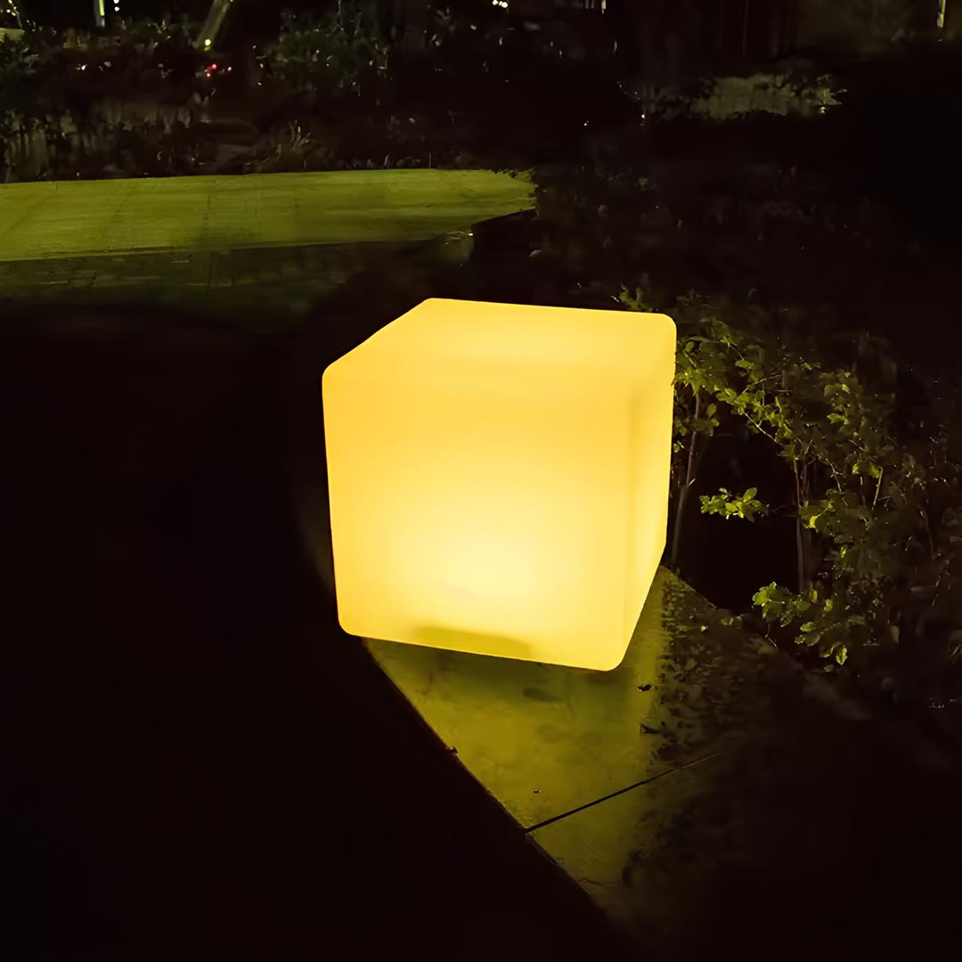 Moderner Cube Gartenlicht – Beleuchtung für Außen- und Innenräume
