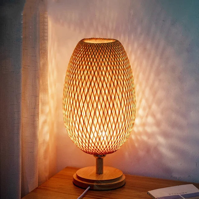 RustiekLicht - Vintage Bambus Tischlampe | Handgefertigt & Nachhaltig | Perfekt für Wohnzimmer & Schlafzimmer | Karnz