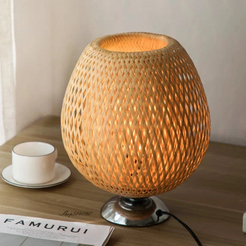 RustiekLicht - Vintage Bambus Tischlampe | Handgefertigt & Nachhaltig | Perfekt für Wohnzimmer & Schlafzimmer | Karnz