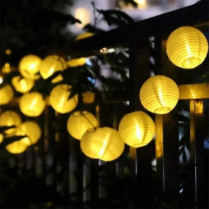 Solar Lantern Lichterkette für den Außenbereich – Bunte Laternen für Garten- und Terrassenbeleuchtung | Karnz