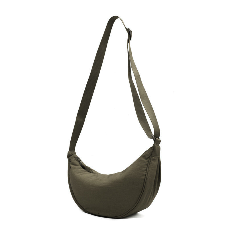 – Organisieren und stilvoll tragen mit dieser Half Moon Crossbody Tasche