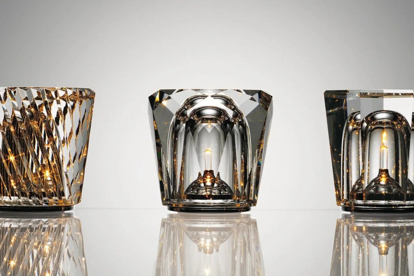 Luxus Wiederaufladbare Diamant Kristall Tischlampe - Lumière Diamant | Karnz