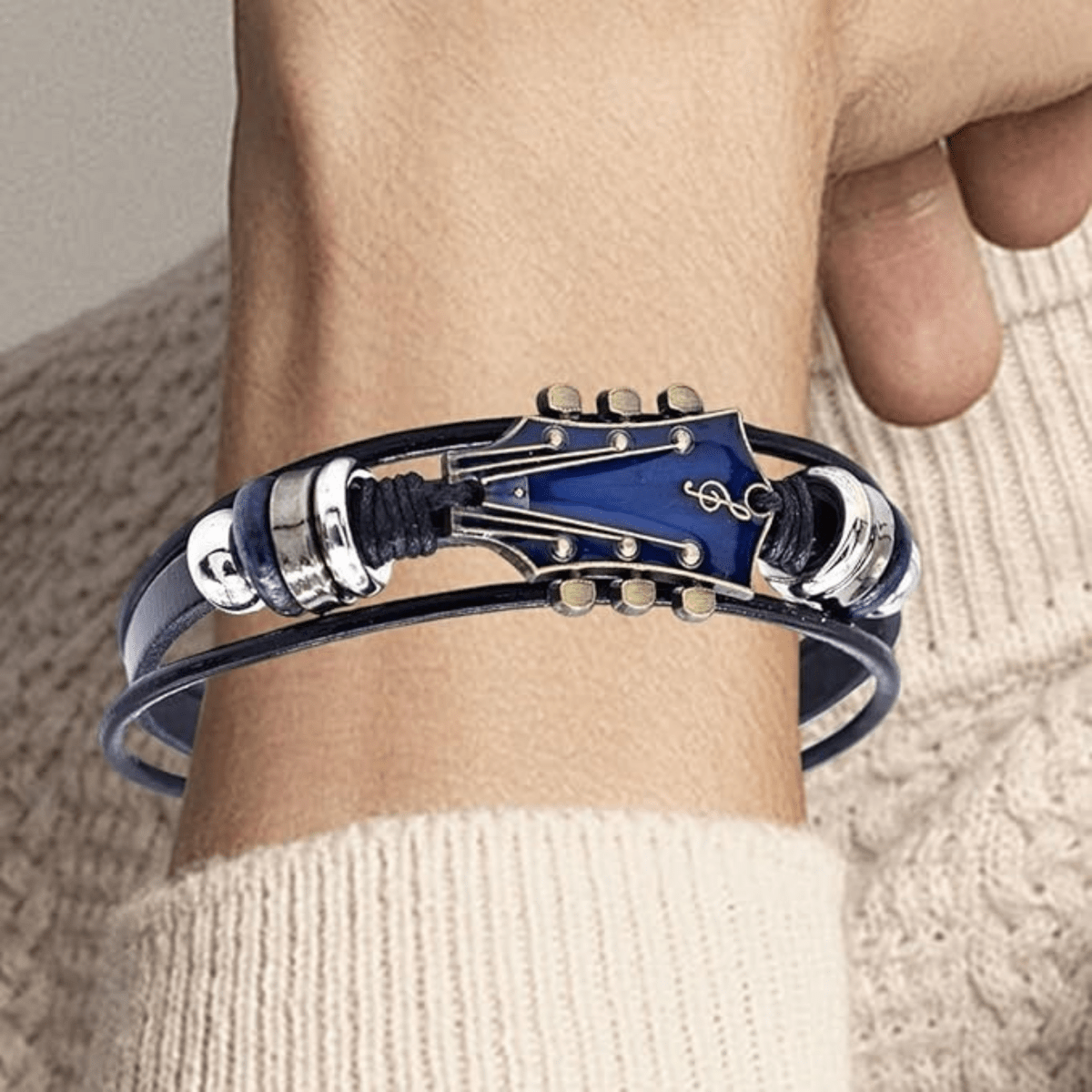 AXECHORD – Gitarren-Lederarmband im Vintage-Stil