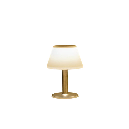 Elegante solide Tischlampe für den Charme im Freien Karnz