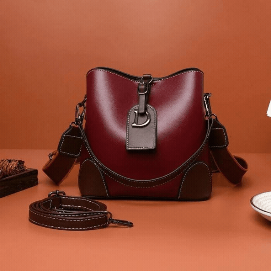 Schultertasche: Niche Damen-Umhängetasche aus echtem Leder